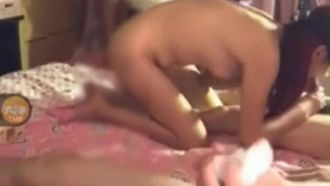 第一集 - 3位美女主播约2网友酒店大战直播轮流换着操