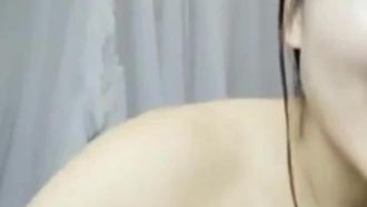 Эпизод 1: Видео лучшей красавицы с хорошей фигурой, пенис которой проник в ее киску и общался со своим другом-волком