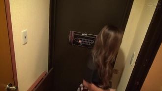 蒙住眼睛 М 感性交付健康女孩，5 次成功的相機拍攝，立即性交和體內射精！