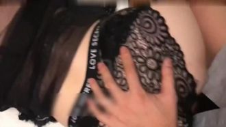 Gentiluomo sotto gli stivali, Mr. Lussuoso capitolo della seta nera - Presa in giro della dea sexy della seta nera, grosso cazzo inserito senza preservativo, scopata veloce e dura, urla oscene, ripresa privata ad alta definizione 62P, versione 1080P ad alta definizione