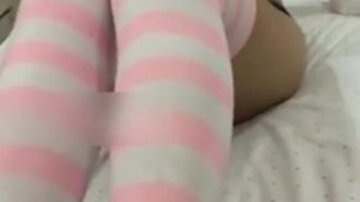 ネットセレブ美少女押尾猫のセックス依存症最新VIP版 - アナルプラグ＆ドッグリードセックス、黒絹尻尾セックス、白絹ピンク縞足コキ、高画質個人撮影30P、高画質720Pフルバージョン