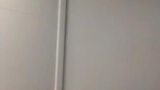顏值不錯妹制服扇子舞誘惑 撥開丁字褲跳蛋震動道具抽插浴室洗澡 很是誘惑喜歡不要錯過