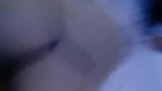 Mio marito, che è ossessionato dall'oscenità, ha effettivamente preso un appuntamento con un uomo single per scopare sua moglie. È davvero generoso~