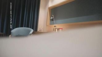 Prenez rendez-vous avec une fille au top avec des muscles musclés pour faire l'amour ensemble. Bien sûr, il faut sprinter de toutes ses forces pour la faire crier de plaisir~.