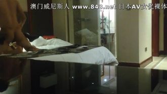 嫂子主動說要找我談事情，原來是要我狠狠幹她!