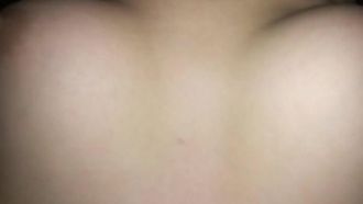 A selfie de sexo vazou~ Depois de inserir o pau, percebi que a jovem é muito boa em gemer~