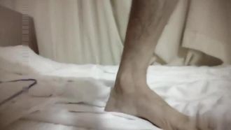 Die mündlichen Fähigkeiten der schönen Masseuse sind so gut, dass sie fast umgehauen wurde, als sie den kompletten Service bestellte❤ Ich konnte es kaum erwarten, dass sie sich auszog, also riss ich ihr einfach die Strümpfe auf und fickte sie rein!