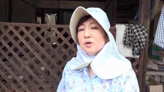 熟女捜索隊が田舎に一晩やって来ます！