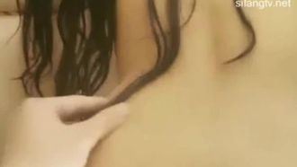 女神たちの淫らな夜、広西チワン族自治区南寧のホテルで大乱闘!! 二人の女神が飛び交う～アワビを舐め合うスレンダーボディ～その姿はさらにエロティック～