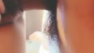 門票蠻貴的高顏值網紅小美女有點嬰兒肥陰毛性感與彎曲雞巴砲友啪啪啪直播嗲叫聲像個女優對白精彩