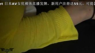 KTV包间把仰慕已久的美女同事灌醉了终于让我看到了她神秘的鲍鱼