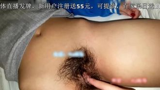 清純秀氣的學生妹喝醉後被同學帶到賓館脫光衣服慢慢蹂躪,沒想到毛毛那麼旺盛,忍不住直接猛操！