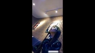 KTV는 신디 왕처럼 생긴 소녀를 술에 취해 호텔로 데려가 성관계를 가졌다.
