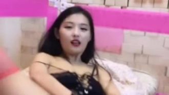 [中文主播外流]豐滿美女主播蜜汁絲襪一多自慰大秀 插穴爆菊花