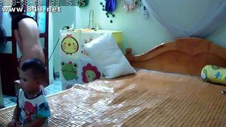 Raccolta delle interessanti telecamere domestiche di Yunshitong che spiano le coppie che fanno sesso davanti ai propri figli