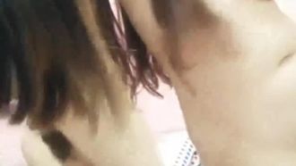 美少女組團淫亂派對瘋狂到不忍看各種自摸摳逼互相磨逼對噴