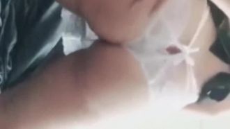 [中文主播外流] 最新微博巨乳网红小奶包首次大尺度视频私拍流出2 完美爆乳翘挺 玩奶弄穴 高颜值特漂亮