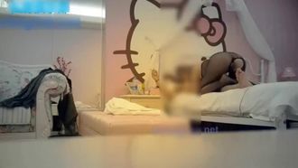 Marito~ Voglio di più!! Ha pagato un sacco di soldi per fare sesso con una bellezza sexy e sexy in un appartamento privato~Indossa abiti sexy e lascialo fare~