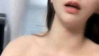 颜值不错苗条妹子道具自慰秀 性感大屁股套弄道具JJ抽插出白浆 很是诱惑喜欢不要错过