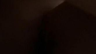 La fuga di notizie di Baidu Cloud ha rivelato che una coppia di dipendenti pubblici stava facendo sesso e ha scattato un selfie dell'espressione della giovane donna quando stava per raggiungere l'orgasmo. Era piuttosto estatica.