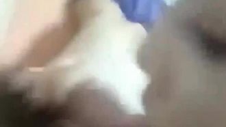 セリフが面白い兄妹相姦作品 オオカミの友達に実の弟かと尋ねられた弟の様子があまりにも奇妙だった。