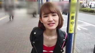 マ○カッツ志望！！北歐神話級のハーフ美女！！Eカップド淫亂ボディで容姿端麗の美白美肌のハーフ美少女の性癖は…真性ドMの変態さん！！首に手をやり手マンでド迫力潮吹き！！そのまま生チン挿入で手のリズムで激締めドMマ○コにガッツリ中出し！！ /A