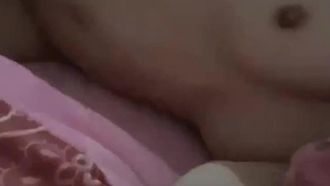 (Je cherche une fille pour demander du sexe) J'ai baisé deux fois de suite une jeune étudiante accro à TikTok.