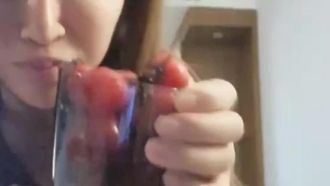 (Yu A Lan Xiaoyan) セックスパートナーとセックスする