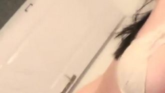 _007_超可愛い小瓶_素晴らしいオナニー_20210127