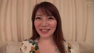 당신의 녀석이 구속되어 흥분하고 있기 때문에 포상에 질 내 사정하고 임신시켜 둡니다.