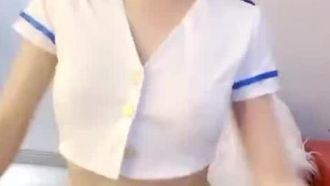 (短髮屁)高顏值短髮妹穿黑絲抖臀