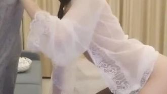 (Le volpi non sono mostri) La migliore bellezza racconta come suo padre l'ha scopata Poi è venuto e ha iniziato a fare sesso.