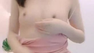 (完美情人)身材很哇塞小姐姐