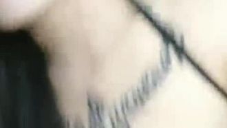 (가족 근친 상간 3P 아버지와 남동생) 문신을 한 하이 룩의 색녀가 근친 상간을 좋아하고 매우 두근 두근