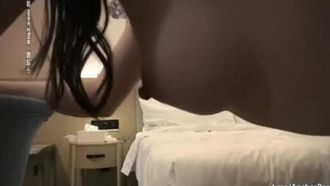 ミッドナイトフラワーズが初めて戻ってきて、一流の女の子と会う約束をする