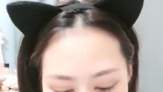 El rostro de la belleza borracha de la mejor diosa es rosado ~ Invitando a dos parejas sexuales a tener un trío ~ Sus ojos son tan encantadores como la seda y posa y tiene diálogos maravillosos.
