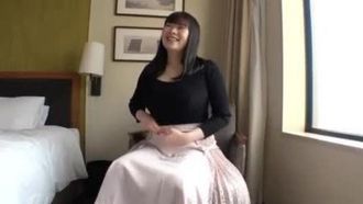 【第一槍】【I罩杯現役JD】【不行！ ！因為我快要過世了..！ 】 佔滿螢幕的不合格巨乳。搖晃著與單純的臉不相符的巨乳…AV在線申請→AV體驗拍攝1267