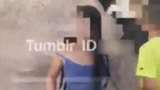 Il cattivo marito ha legato sua moglie in un punto panoramico!! Lasciala fare sesso con i passanti~