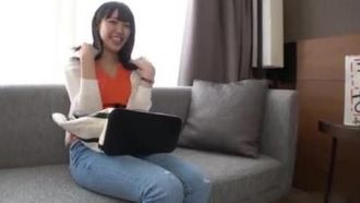 진짜 연파, 첫 촬영. 1506 신주쿠에서 출연한 노린 남자를 100발 100중에서 GET한다 미소녀 사라짱! 가드 굳히고 생각하고 놀라운 SEX 개시! 목 짠 오네다리로 트론과 탕한 표정을 띄워 쾌감에 취해지는 격 에로마조걸이었습니다★