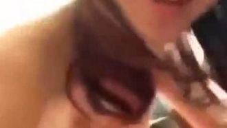 A una chica china le encanta comer pollo ~ ¡¡Se filtró accidentalmente un video de sexo selfie con su novio (2)