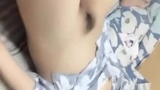 纹身小哥与女友自拍流出?!啪完还拍下女友如厕春光~