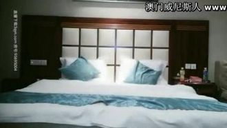 Xiaoshu兄のセックスの秘密ビデオが流出しました〜兄はパートタイムの学生の女の子を笑わせました〜しかし、妹はスーツの半分しか演じなかったので、準備されたオープンパンツを履いて楽しみを増やしてください！