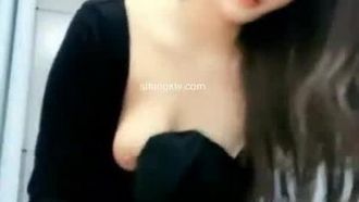 A deusa mais linda deste ano, aí vou eu. Sua aparência e figura são perfeitas em todos os aspectos -2-.