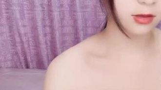 A jovem inocente e contrastante é uma galã (Zhen Meili) Transmissão ao vivo por N dias Ela faz sexo com gente rica, seduz transeuntes, faz sexo em carros, transa e transa com Zhen Meili...-.1.2 (. 6)