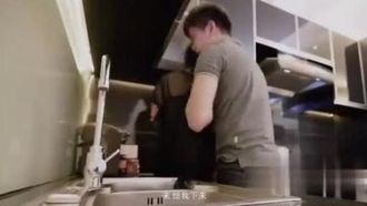 国内魔導AV 【配達員レイプ編】ネットで商品を受け取った孤独な若い女性が配達員にレイプされた。
