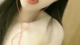 パンダアンカー気質の女神5ディアンディアン（9姉妹）は9姉妹の福祉ショーを生放送するために海に行きました