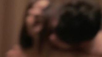 Il sesso tra un uomo bellissimo e una donna bellissima è molto interessante. Ne vale la pena?