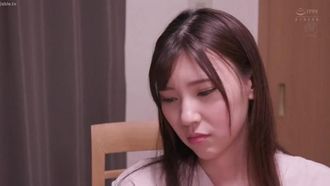 LUG-772 Natsuki Takeuchi, “Cum Swallowing” viene pubblicato per la prima volta! ! Continuo a farmi bere lo sperma sporco di quell'uomo mattina, sera e sera. Bere sperma “Real Sperm” x Ryo Drama Natsuki Takeuchi