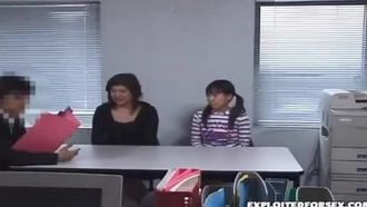 도둑질하다 들킨 뒤 성폭행보다 더 나쁜 딸 엄마