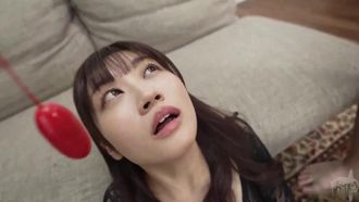 FC2PPV-2794371 [美麗的年輕妻子x 3P] 她因債務而看起來很色情，在被3P 轉子電動按摩器振動器折磨時，她與一個令人毛骨悚然的男人和一個大雞巴一起射精♪雙重口交和與別人的雞雞中出在夢幻般的臉上